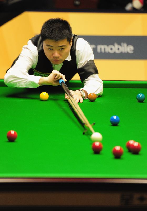 退赛背后的 退赛背后的